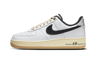Air Force 1 '07 LX Low Command Force Summit White Black - Release Out