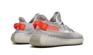Yeezy Boost 350 V2 Tail Light - Release Out