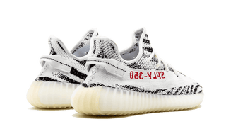 Yeezy Boost 350 V2 Zebra - Release Out